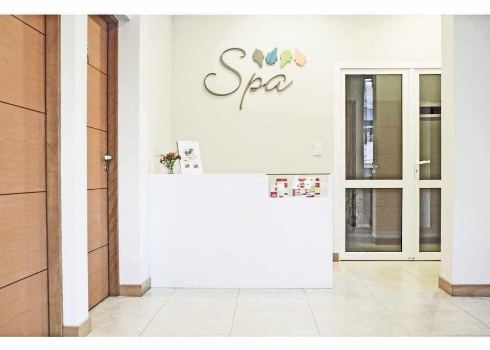 Los Robles Apart & Spa San Carlos de Bariloche Ngoại thất bức ảnh